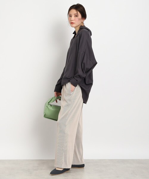 SHOO・LA・RUE（シューラルー）の「◆ドルマン衿付きシャツ（シャツ/ブラウス・レディース・ホワイト系/ピンク系/チャコールグレー/ブルー・00）」の8枚目の写真