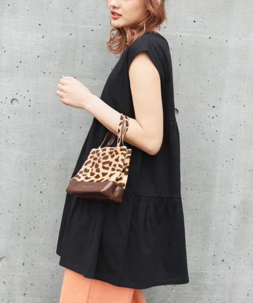 CUBE SUGAR(キューブシュガー)の「無地カットソーティアードプルオーバー(チュニック・レディース・ピンク/オレンジ/ブラック/イエロー/ホワイト・M)」の10枚目の写真