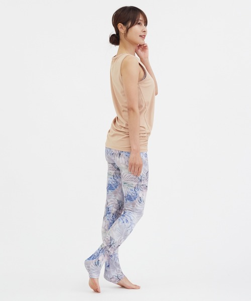 Julier Yoga and Relax(ジュリエヨガアンドリラックス)の「Julier Ecocoベア天竺タンクトップ(その他トップス・レディース・ピンク/ホワイト/ブラック・1/0)」の17枚目の写真