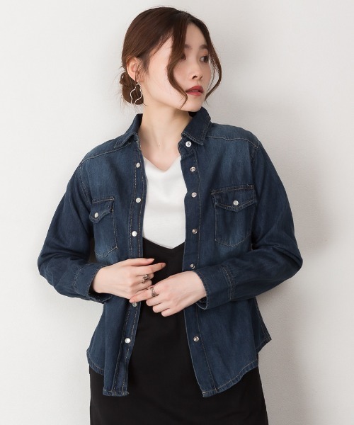 atONE（アットワン）の「atONE ウエスタンデニムシャツ ライトデニム 長袖（シャツ/ブラウス・レディース・ブルー/ネイビー・LL/3L/L/M/4L）」の3枚目の写真