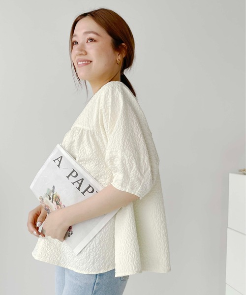 Meli rich（メリーリッチ）の「ジャガードペプラム5分袖ブラウス（シャツ/ブラウス・レディース・アイボリー/イエロー/ブラック・FREE）」の4枚目の写真