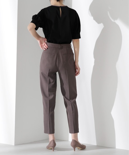 NATURAL BEAUTY BASIC（ナチュラルビューティーベーシック）の「◇＜リネンライクセットアップ＞テーパードパンツ（その他パンツ・レディース・グレイッシュベージュ/チャコールグレー・LARGE/X-SMALL/MEDIUM/SMALL）」の3枚目の写真