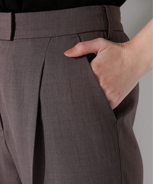 NATURAL BEAUTY BASIC（ナチュラルビューティーベーシック）の「◇＜リネンライクセットアップ＞テーパードパンツ（その他パンツ・レディース・グレイッシュベージュ/チャコールグレー・LARGE/X-SMALL/MEDIUM/SMALL）」の4枚目の写真