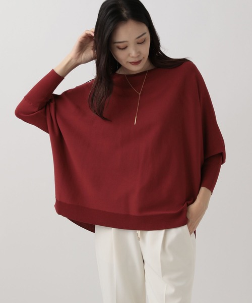 Elura(エルーラ)の「<2024春登場>サラサラタッチボートネックニット(ニット/セーター・レディース・ブルー系その他3/レッド/オフホワイト/ブラック/ボルドー/グリーン系その他4/ブルー/グリーン/ネイビー/ピンク系その他7/レッド系その他5/ブルー系その他5/ブラウン系その他2/ラベンダー/ライトイエロー/ライトベージュ/マスタード・LARGE/MEDIUM/SMALL)」の16枚目の写真