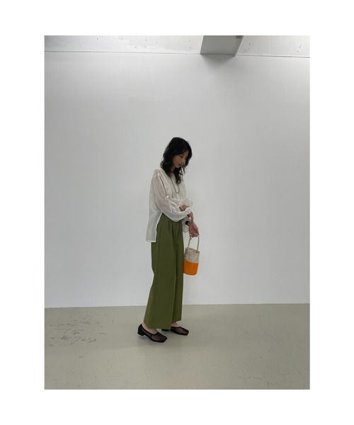 BLACK BY MOUSSY(ブラックバイマウジー)の「sheer blouse(シアーブラウス)(シャツ/ブラウス・レディース・ホワイト/ライトベージュ/グリーン・FREE)」の6枚目の写真