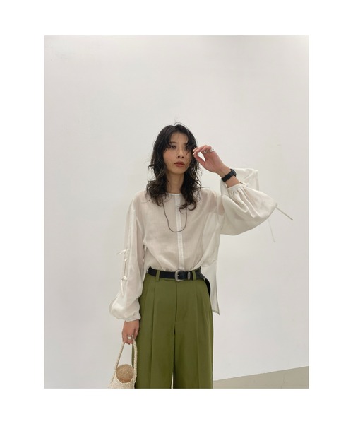 BLACK BY MOUSSY(ブラックバイマウジー)の「sheer blouse(シアーブラウス)(シャツ/ブラウス・レディース・ホワイト/ライトベージュ/グリーン・FREE)」の7枚目の写真