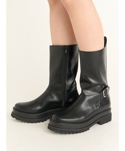 SNIDEL(スナイデル)の「エンジニアミディアムブーツ(ブーツ・レディース・ブラック・SMALL/MEDIUM/LARGE)」の2枚目の写真