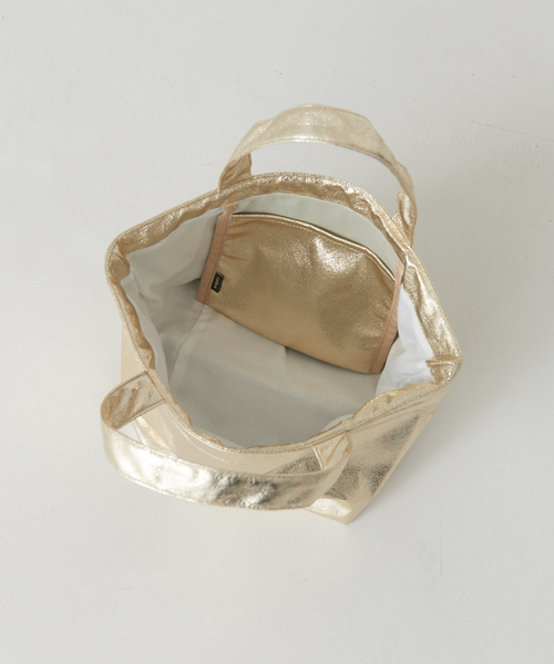collex（コレックス）の「メタリックボートトートバッグ（トートバッグ・レディース・ゴールド/シルバー・フリー）」の14枚目の写真