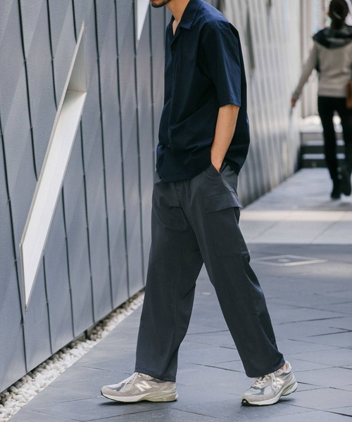 URBAN RESEARCH（アーバンリサーチ）の「ワンタックカーゴパンツ（カーゴパンツ・メンズ・チャコールグレー/オリーブ・MEDIUM/LARGE）」の16枚目の写真