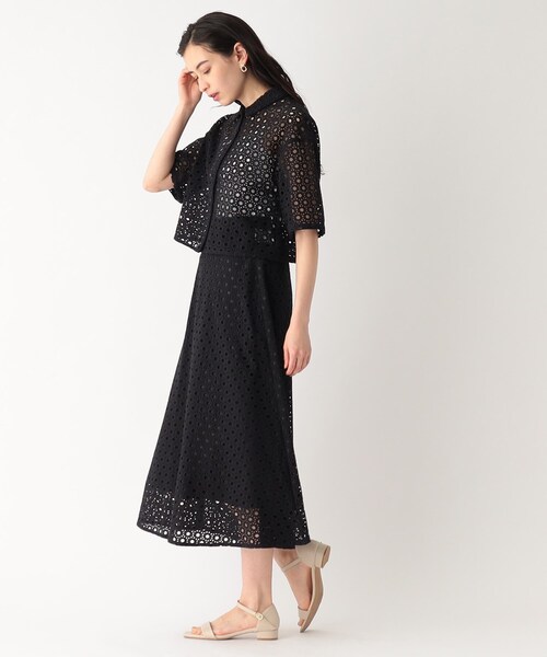 OPAQUE.CLIP（オペークドットクリップ）の「◆セットアップ対応 サークルモチーフレース クロップドシャツ【イージーケア/洗濯機洗い可】（シャツ/ブラウス・レディース・ホワイト系/ブラック・40/38）」の6枚目の写真