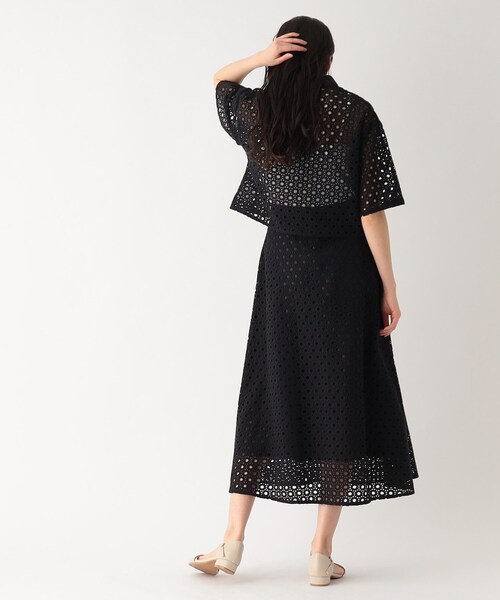 OPAQUE.CLIP（オペークドットクリップ）の「◆セットアップ対応 サークルモチーフレース クロップドシャツ【イージーケア/洗濯機洗い可】（シャツ/ブラウス・レディース・ホワイト系/ブラック・40/38）」の21枚目の写真