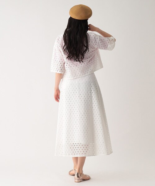 OPAQUE.CLIP（オペークドットクリップ）の「◆セットアップ対応 サークルモチーフレース クロップドシャツ【イージーケア/洗濯機洗い可】（シャツ/ブラウス・レディース・ホワイト系/ブラック・40/38）」の19枚目の写真