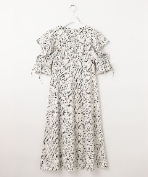 Feroux(フェルゥ)の「【洗える】ショルダーオープンドット ワンピース(ワンピース・レディース・ホワイト系5/ブラック系5・F)」の11枚目の写真
