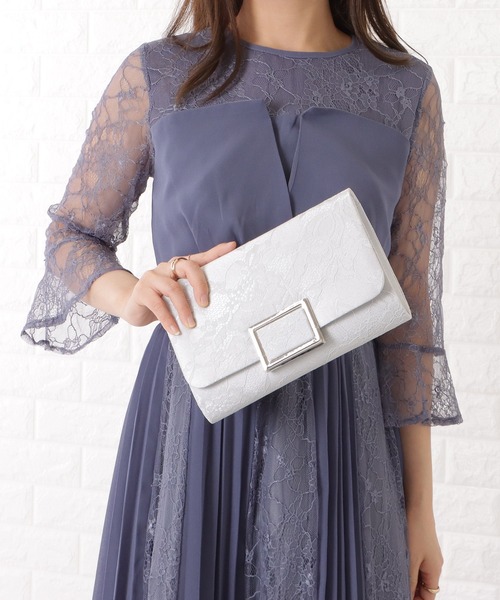 Lace Ladies（レースレディース）の「メタリックバックル付き総レースクラッチバッグ（クラッチバッグ・レディース・ブラック/アイボリー/グレー・FREE）」の5枚目の写真