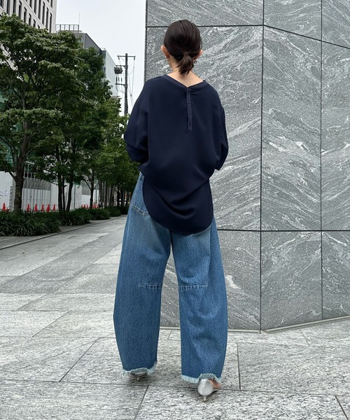 DouDou（ドゥドゥ）の「袖リブ7分袖バックボタンジョーゼットブラウス（シャツ/ブラウス・レディース・チャコールグレー/ライトグレー/ネイビー/オフホワイト・FREE）」の18枚目の写真