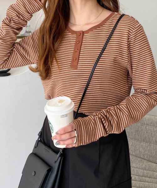 moment+(モーメントプラス)の「【累計販売枚数2万枚突破!】前後2WAY袖くしゅくしゅヘンリーネックボーダーロンT(Tシャツ/カットソー・レディース・オフホワイト/ダークオレンジ/チャコールグレー/オートミール/ネイビー/ブラック/ピンク/イエロー/杢グレー・M/L)」の14枚目の写真