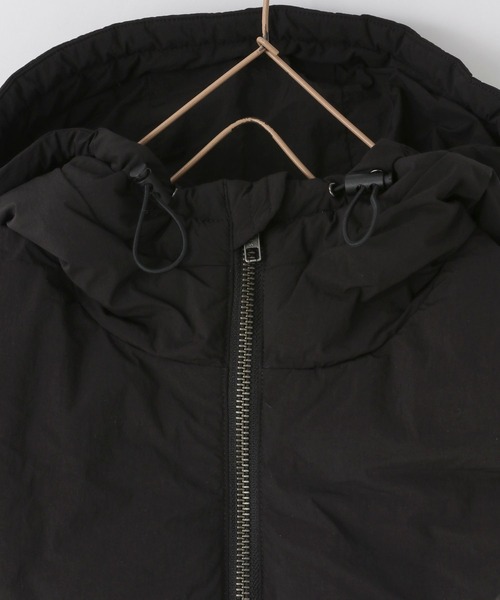 LOWRYS FARM(ローリーズファーム)の「エアサーマルバラクラバ 907333(ネックウォーマー/スヌード・キッズ・グリーン/アイボリー/ブラック・FREE)」の4枚目の写真