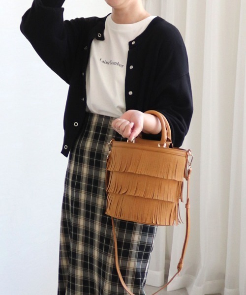 MIAN (ミアン)の「フリンジ2wayトートバッグ(トートバッグ・レディース・グレイッシュベージュ/グリーン/チャコールグレー/キャメル・FREE)」の10枚目の写真