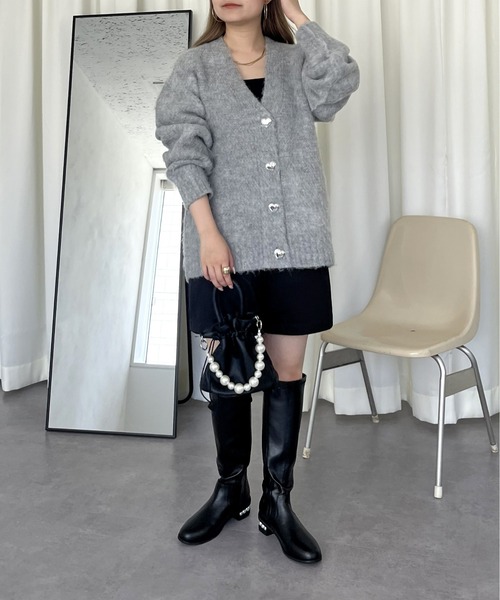 prose verse（プロズヴェール）の「ハートボタンモヘアライクVニットカーデ（カーディガン/ボレロ・レディース・ブラック/グレー・ﾌﾘ-）」の12枚目の写真