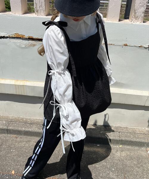 WC（ダブル シー）の「リボンキャンディースリーブブラウス（シャツ/ブラウス・レディース・ホワイト/ブラック・FREE）」の6枚目の写真