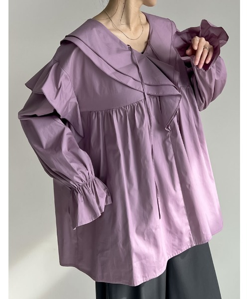 Re:EDIT（リエディ）の「オーバーサイズビッグフリルブラウス（シャツ/ブラウス・レディース・ブラック/ホワイト/パープル・MEDIUM/LARGE）」の3枚目の写真