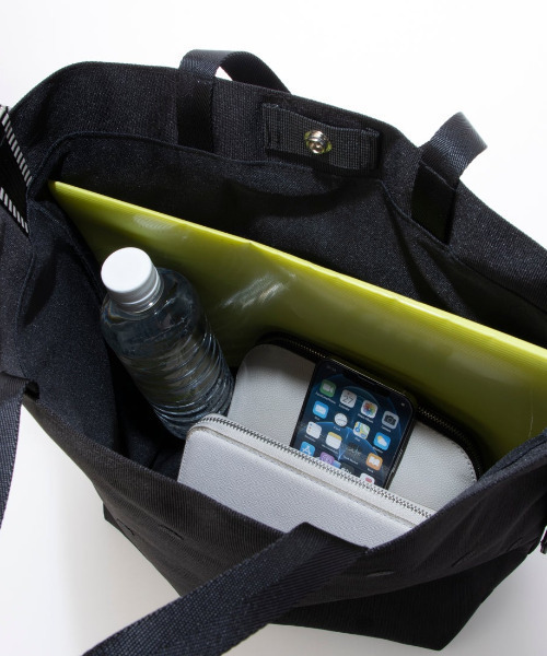 cache cache（カシュ カシュ）の「カシュカシュ cachecache / ドット刺繍ナイロン2wayショルダー（ショルダーバッグ・レディース・ブラック/ベージュ/グリーン/ダークグレー/ブルー/ライトグレー/アイボリー/チョコ・FREE）」の11枚目の写真