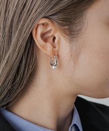 Omekashi | スクエアパールピアス(ピアス（両耳用）)