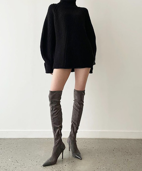 Girly Doll（ガーリードール）の「オーバーサイズタートルネックニット（ニット/セーター・レディース・オフホワイト/ブラック・F）」の9枚目の写真