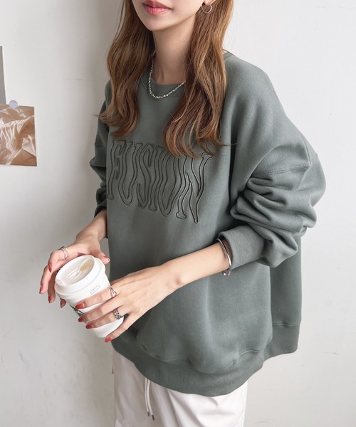 Futier land(フューティアランド)の「裏起毛ウェーブロゴ厚盛刺繍BIGプルオーバー(スウェット・レディース・アイボリー/ブラック/グリーン系その他/ブルーグレー・FREE)」の20枚目の写真