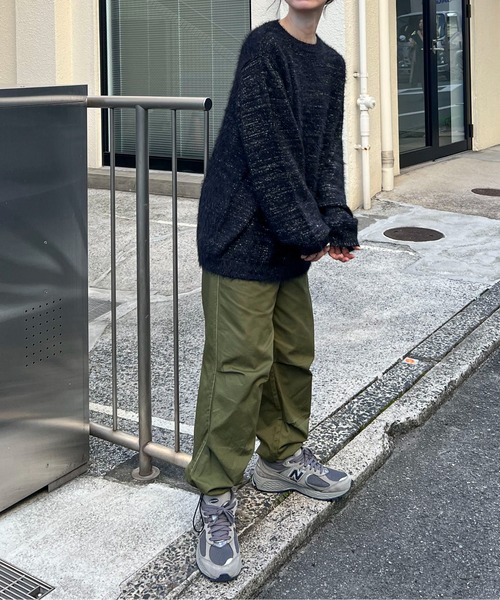 feepur(フェピュール)の「【ハンドウォッシャブル】ラメシャギールーズニット(ニット/セーター・レディース・ブラック/グレー/オフホワイト・MEDIUM)」の6枚目の写真