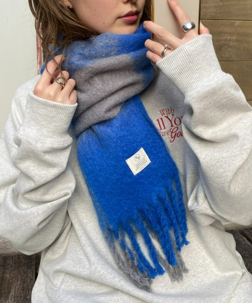 CIAOPANIC TYPY（チャオパニックティピー）の「洗える静電気防止フリンジマフラー《チェック》（マフラー・メンズ・グリーン/ブルー・ONE SIZE）」の2枚目の写真