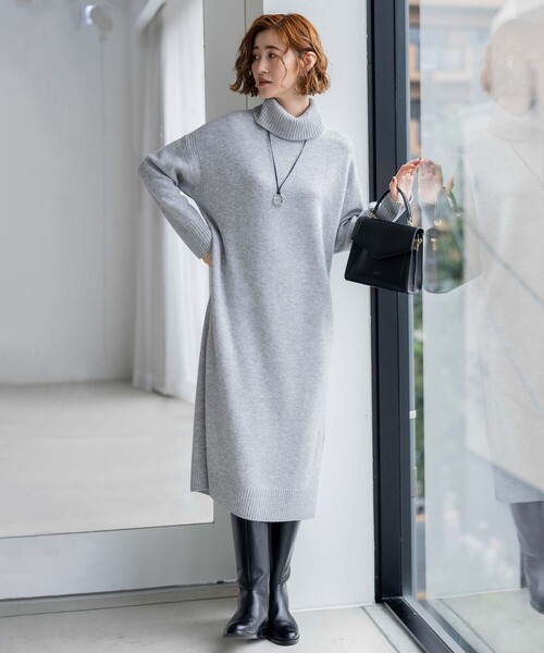 23区(ニジュウサンク)の「【洗える】ウールカシミヤ タートルネック ニットワンピース(ワンピース・レディース・ベージュ系/ブラック系/ライトグレー系・38)」の4枚目の写真