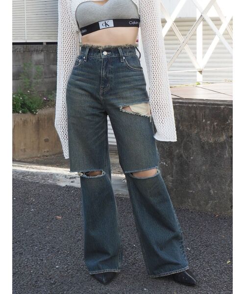 EVRIS（エヴリス）の「カットデザインハイウエストデニムパンツ【セットアップ着用可能】（デニムパンツ・レディース・インディゴブルー/ブルー/ブラック/ピンク・SMALL/MEDIUM）」の13枚目の写真