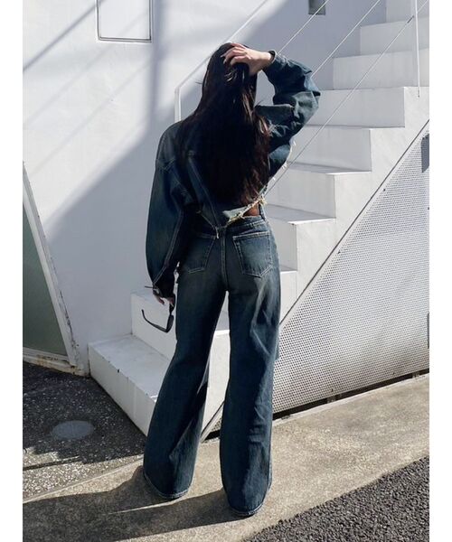 EVRIS（エヴリス）の「カットデザインハイウエストデニムパンツ【セットアップ着用可能】（デニムパンツ・レディース・インディゴブルー/ブルー/ブラック/ピンク・SMALL/MEDIUM）」の7枚目の写真