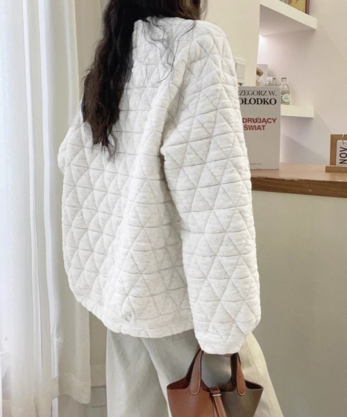 Miniministore(ミニミニストア)の「キルティングトレーナー レディース 韓国(スウェット・レディース・ダークグレー/オレンジ/ネイビー/ホワイト/ブラック・フリー)」の9枚目の写真