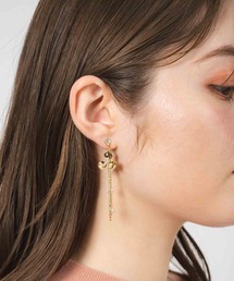 Noela（ノエラ）の「フラワーモチーフミックススウィングピアス（ピアス（両耳用））」