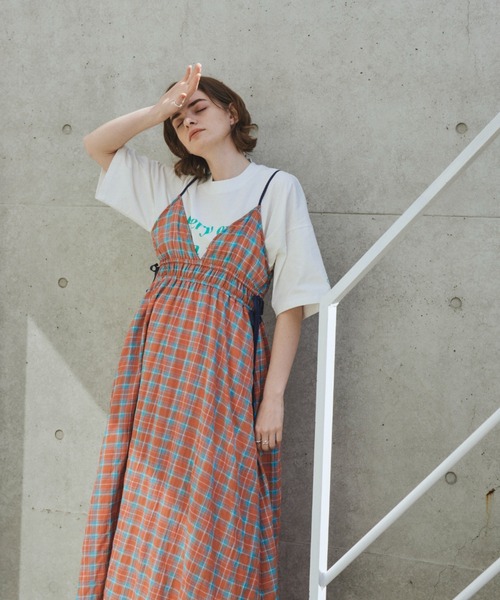 Unitage（ユニテージ）の「配色BIGロゴTEE（Tシャツ/カットソー・レディース・ベージュ/ライトブルー/ピンク/ホワイト/チャコールグレー/ネイビー/ホワイト×ピンク/ホワイト×パープル・FREE）」の21枚目の写真