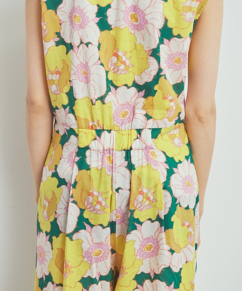 Dot&Stripes CHILD WOMAN(ドットアンドストライプス チャイルドウーマン)の「【WEB別注】リバティ イカット・アネモネ ジャンプスーツ(サロペット/オーバーオール・レディース・グリーン・FREE)」の16枚目の写真