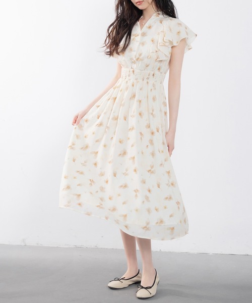 SAISON DE PAPILLON(セゾンドパピヨン)の「ウエストシャーリング花柄ワンピース(ワンピース・レディース・ピンク/ベージュ・S/M/L)」の6枚目の写真