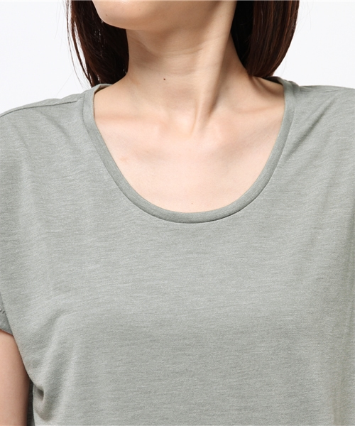 NIKE(ナイキ)の「【NIKE】ウィメンズボーイフレンドT 1(Tシャツ/カットソー・レディース・グレー・LARGE/SMALL)」の9枚目の写真
