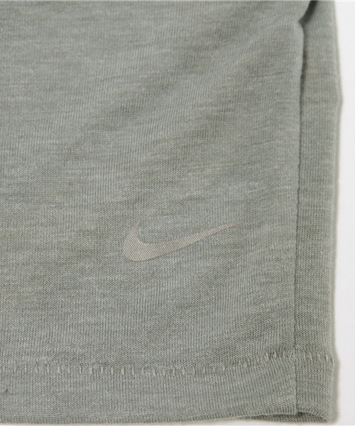 NIKE(ナイキ)の「【NIKE】ウィメンズボーイフレンドT 1(Tシャツ/カットソー・レディース・グレー・LARGE/SMALL)」の3枚目の写真