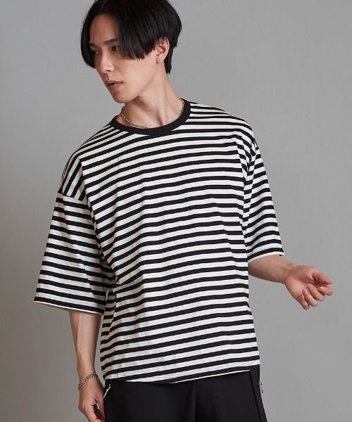 NO ID.(ノーアイディ)の「mt8980- ラウンドボーダーU-N-T Tシャツ(Tシャツ/カットソー・メンズ・ブラック/グレー/ネイビー・1/2)」の1枚目の写真