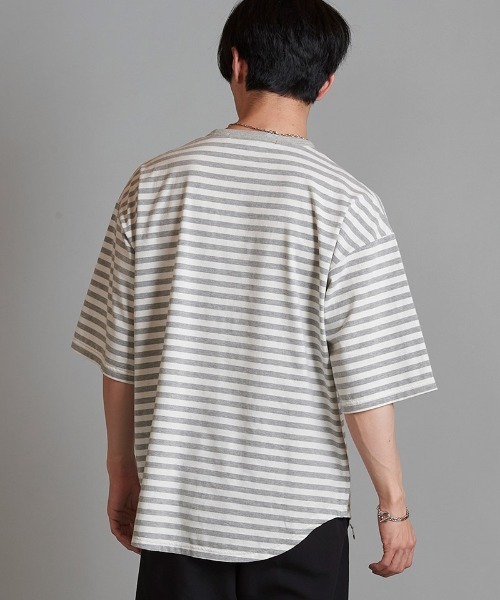 NO ID.(ノーアイディ)の「mt8980- ラウンドボーダーU-N-T Tシャツ(Tシャツ/カットソー・メンズ・ブラック/グレー/ネイビー・1/2)」の13枚目の写真