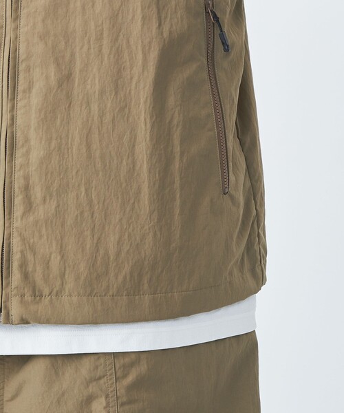 MARMOT（マーモット）の「【別注】＜Marmot＞GLR ユーティリティ ベスト  -耐久はっ水・防風-（ベスト・メンズ・ブラック/ベージュ・M/L）」の11枚目の写真