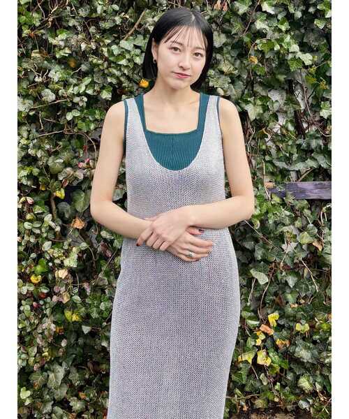 MURUA(ムルーア)の「メタリックメッシュロングワンピース(ワンピース・レディース・グリーン/シルバー・FREE)」の7枚目の写真