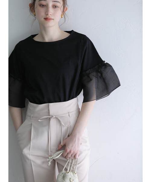 La TOTALITE(ラトータリテ)の「ボイルギャザースリーブカットソー(Tシャツ/カットソー・レディース・ホワイト/ブラック・FREE)」の5枚目の写真