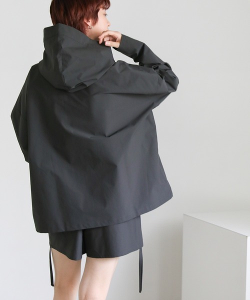 select MOCA（セレクトモカ）の「【UVカット / 水陸両用】ラッシュガードパーカー（パーカー・レディース・ベージュ/ブラック・FREE）」の17枚目の写真