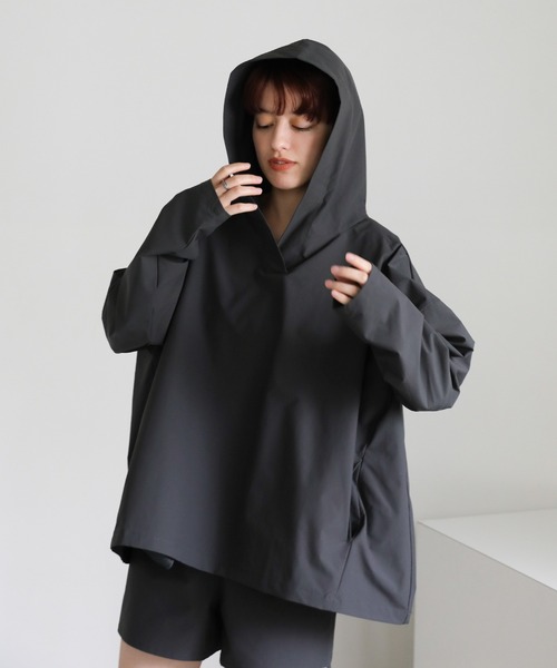 select MOCA（セレクトモカ）の「【UVカット / 水陸両用】ラッシュガードパーカー（パーカー・レディース・ベージュ/ブラック・FREE）」の21枚目の写真