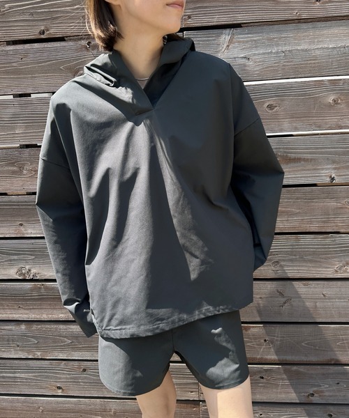 select MOCA（セレクトモカ）の「【UVカット / 水陸両用】ラッシュガードパーカー（パーカー・レディース・ベージュ/ブラック・FREE）」の5枚目の写真