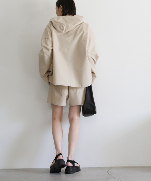 【新品未開封】ラッシュガードパーカー〈asics〉TOKYO2020オフィシャル 新品未開封】ラッシュガードパーカー〈asics〉TOKYO2020オフィシャル